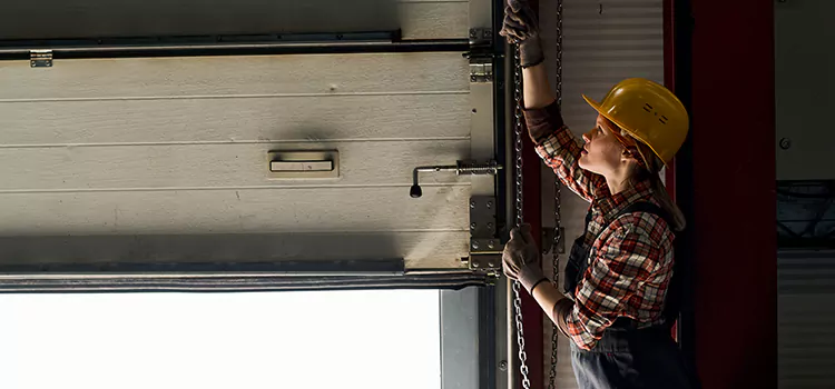 Addressing Common Garage Door Stoppage Issues in Bellevue, NE